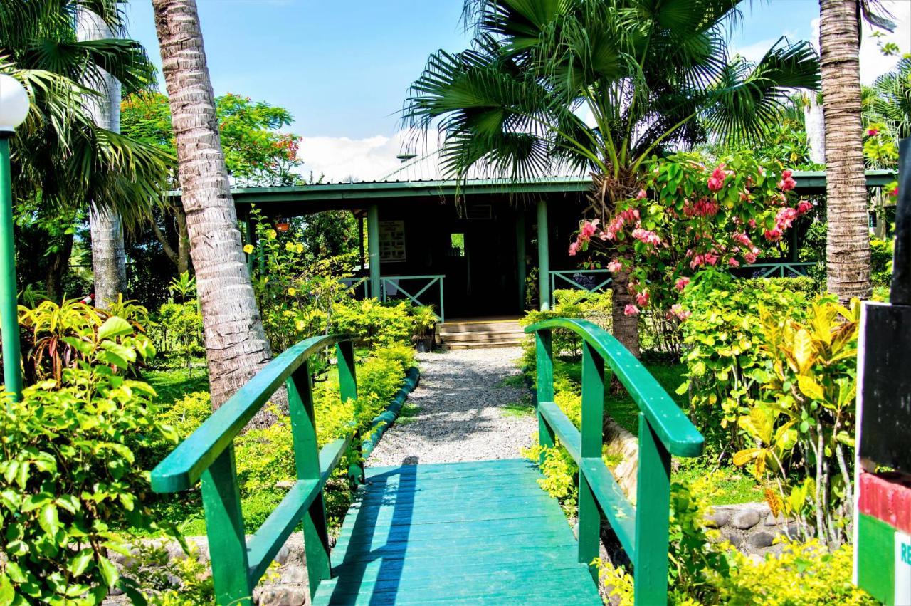 Grand West Villas Nadi Exterior photo